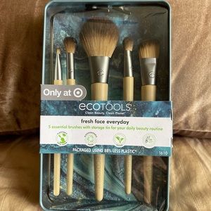 Brush set